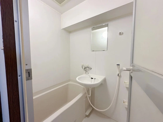 Slide show 90d443a3 3636 4ea8 a263 0682a9d3af93