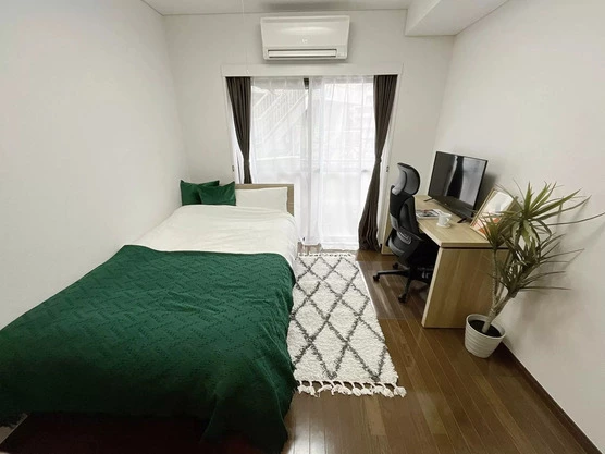 Slide show 95b7a3dd 11e4 4276 81d6 370934dd6e30