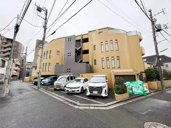 Slide show 2e22d83f 0021 42a9 92da 1d3bac6135b8