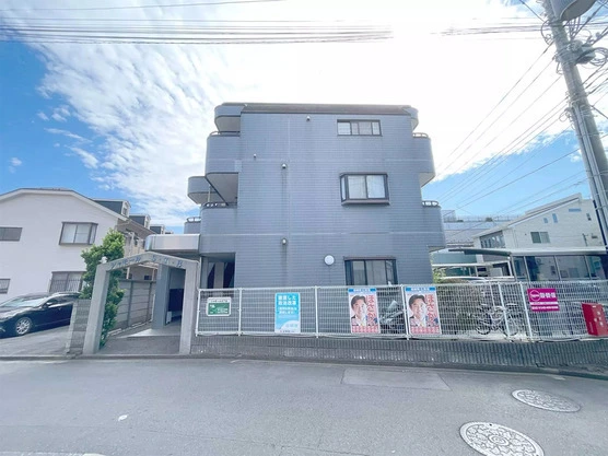 Slide show 8aa9bfa3 747d 4114 8851 aee384bef5c3