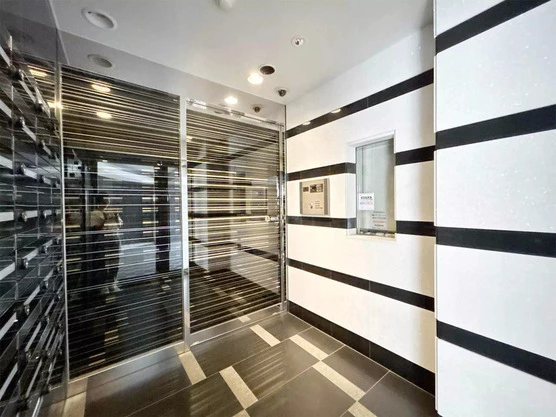 Slide show 0db07b09 d972 446f b0dd ecaf217525fd