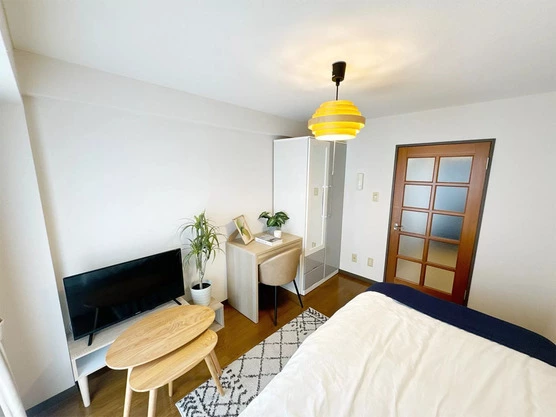 Slide show dd17286f c085 431a 93a1 6d2d3c1a6525