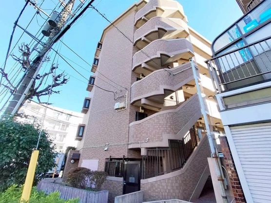 Slide show f3e699e8 59f0 49d6 a611 f065e59d98ea