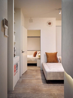 Slide show 63acb07c d5a6 48de bae4 45950278aab9