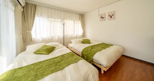 Slide show 0f9db418 2e8c 4a63 9fae 4d2e9462e733