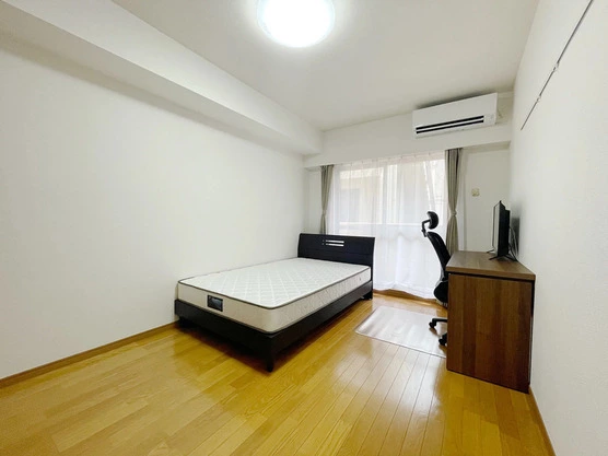 Slide show 841c55bd 2e19 42d4 86c3 55a13094a702