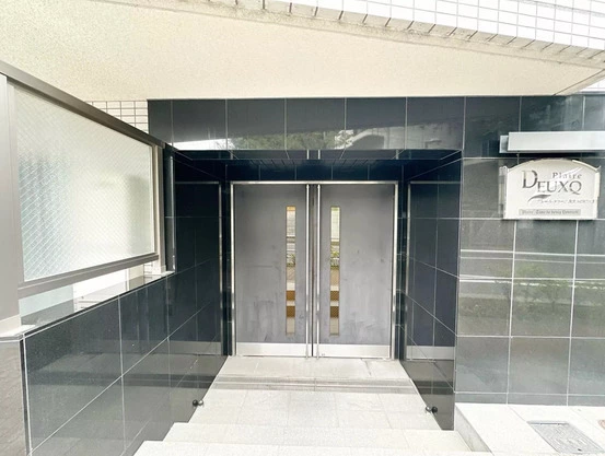 Slide show 61b09f95 b6b2 4457 9c75 a698733f39d5