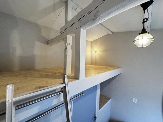 Slide show a5a9a429 456d 4a56 a687 980f45aabc75