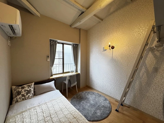 Slide show 8b9c0405 4d8f 4a4d b070 ffd41454a7ca