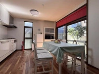 都心の広々90平米一軒家「Camellia House 双椿」 in 豊島区雑司が谷