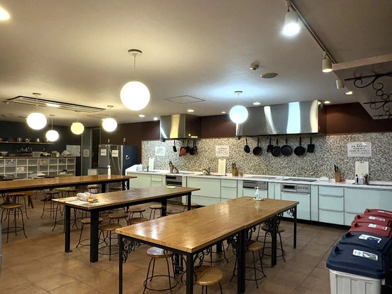 Slide show c31f8c4b 9294 43e1 942d 44a89363efe1