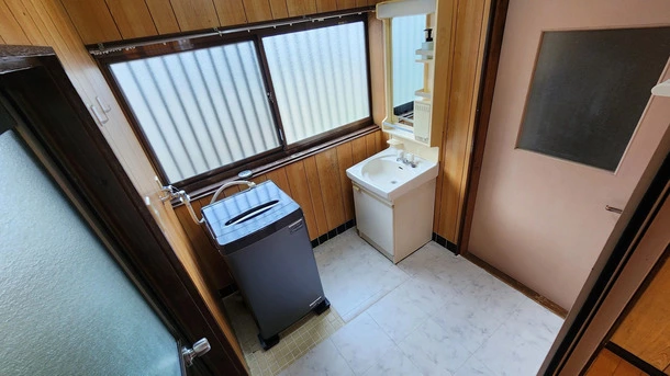 Slide show e464ef07 4ead 42d7 9064 7f8abce8f3a5