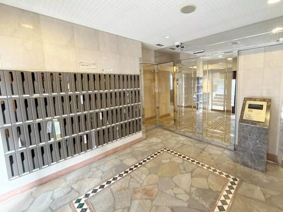 Slide show 6e038a4d 27c6 4444 8ec6 bab68a8fe1b6